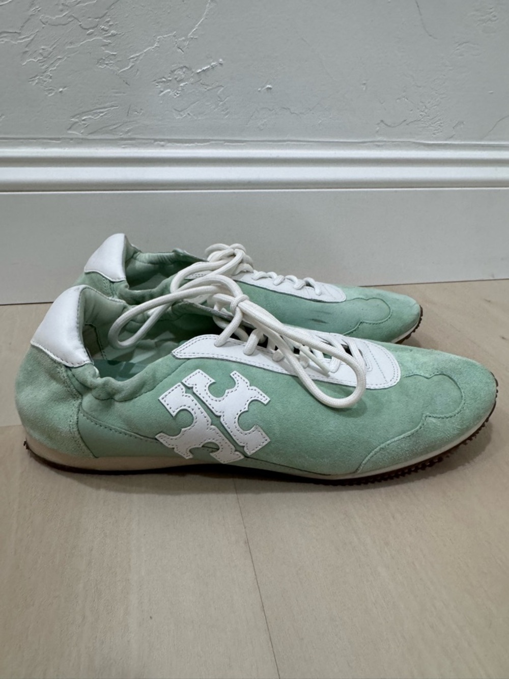 Tory Burch Mint Green White Suede Leather Logo Sneakers Women's 9.5 - Picture 8 of 15